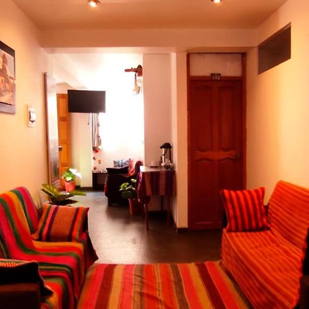 Qolmay Hostel Куско Екстериор снимка